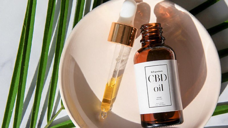 massage with cbd oil